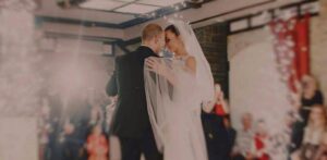 HochzeitspaarDJ-Walli-Hochzeits-Event